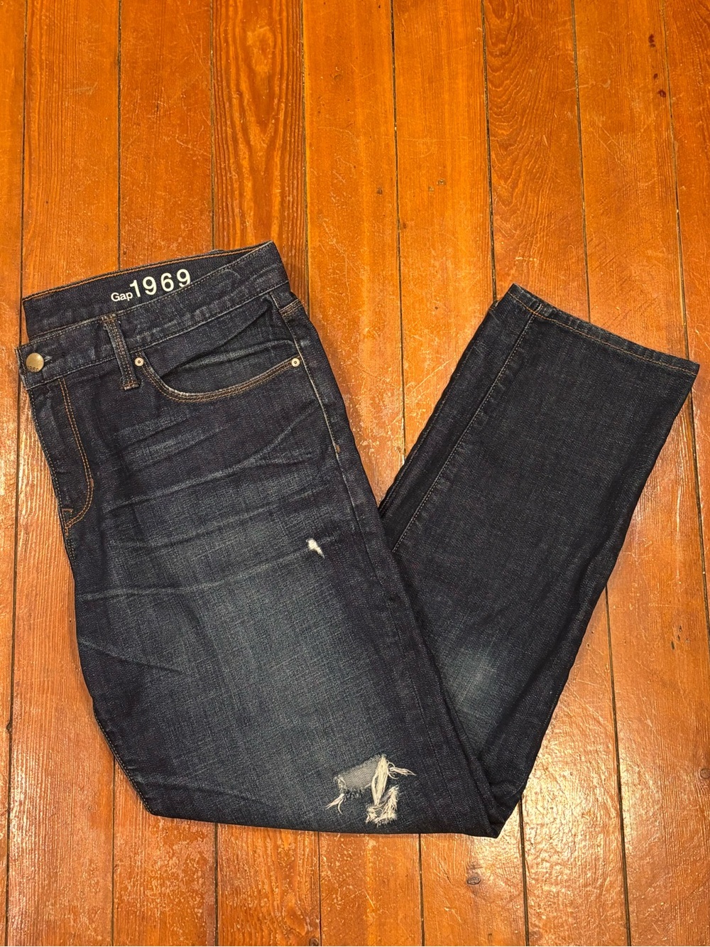 Gap 1969 Women’s Sexy Boyfriend 28 R Dark Blue Distressed Jeans Low Rise